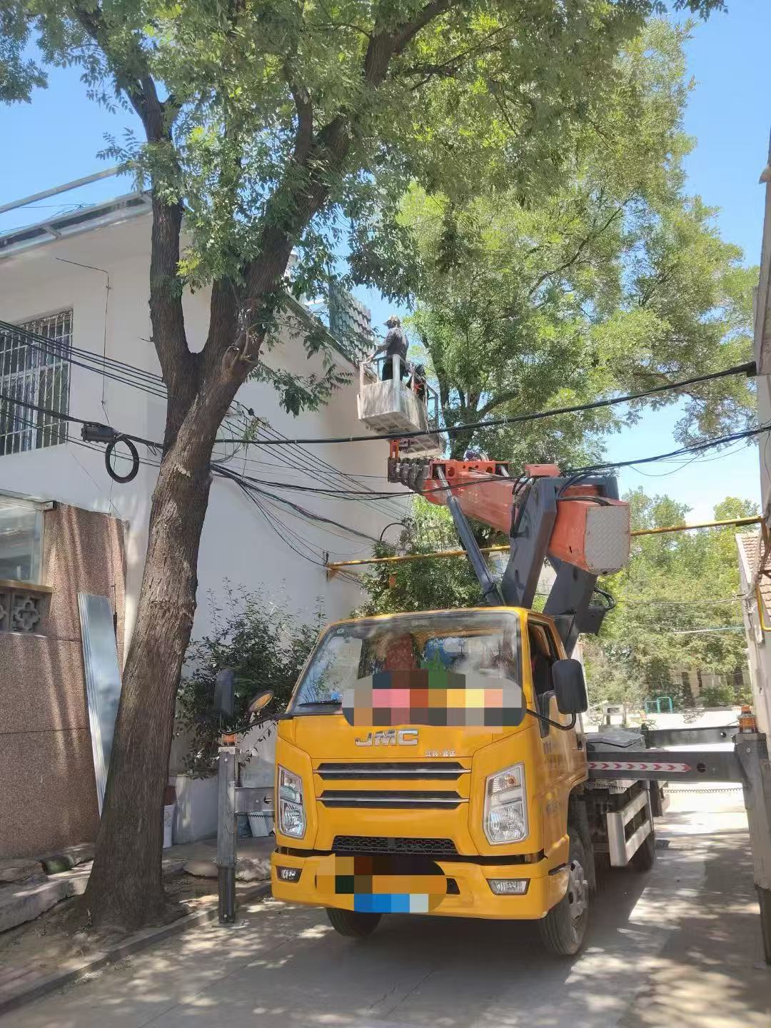 常州市高空作业车能吊装重物吗？最大承载多少公斤？
